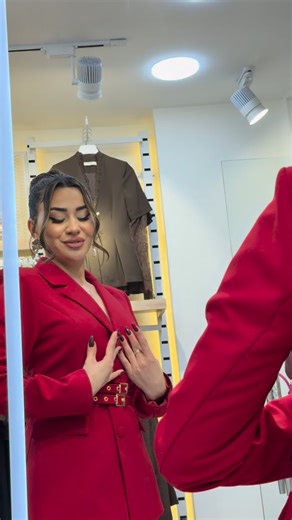 Affa_boutıque on Instagram: "ox sevilen dest tek reng❤️ olcu; 36/38/40/42 Unvan; Nizami mall 325 magaza @affa_boutique Elaqe; 055.762.26.21 zeng vwp aktivdir7/24✅ Catdirlma movcuddur 7/24✅ #elbiseler #geyimler #zovqlugeyimler"