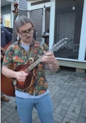 Down the Line Mandolin Solo by Garden Variety String Band