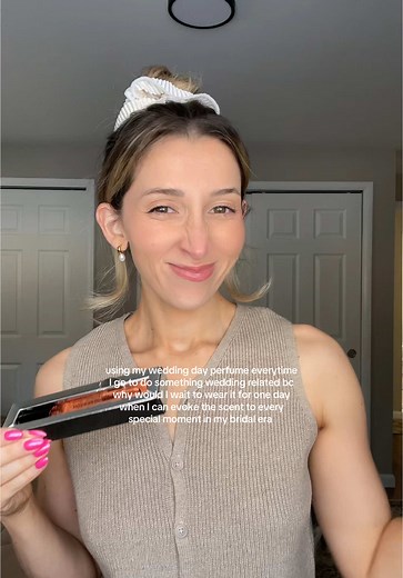 memories created by scent🥹🫶🏼 >>> also I’m OBSESSED with my wedding perfume if u need a rec!! #2025bride #2026bride #weddingday #weddingplanning #weddinginspo #weddingperfume #weddingscent #weddingevent #weddingplanningtips