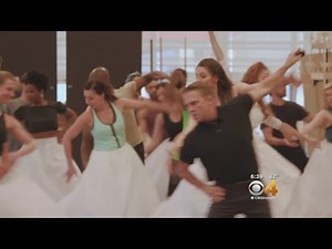 New Choreography Dominates 'Frozen: The Musical'