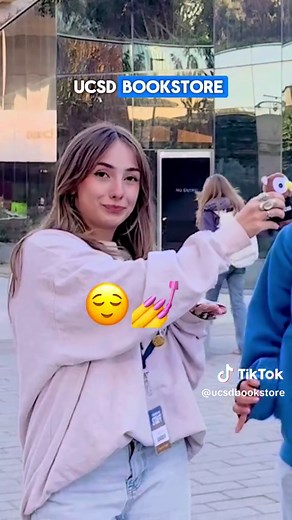 UCSD Student Fit Checks: Styles of the Quarter