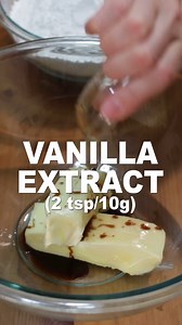 182K views · 3.2K reactions | Easy homemade buttercream frosting recipe. Use this frosting for all your cake and cupcake decorating needs. #buttercream #buttercreamfrosting | In The Kitchen With Matt | Facebook