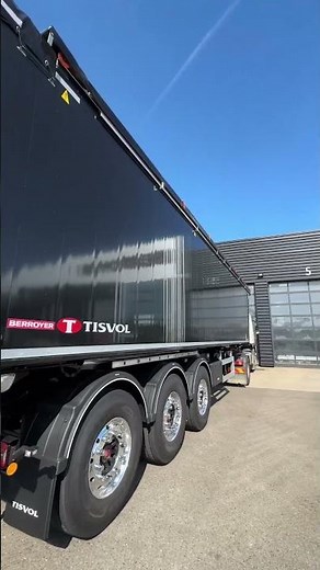 La Benne céréalières ‪@Tisvol‬ CERES Noir jante alu ‪@AlcoaWheelsEurope‬