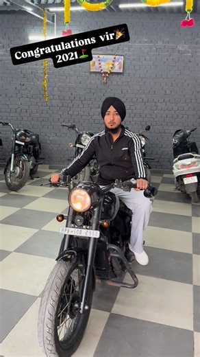 Guru Nanak Auto Deal 1313 on Instagram: "2021 Model Java Sale kita🎉Sri Muktsar Shaib⛳️ ਨਵੇਂ ਪੁਰਾਣੇ bullets ਲਈ DM ਕਰੋ 😊 ਨਵੇਂ ਤੋ ਲੈਕੇ ਪੁਰਾਣੇ models Available ਨੇ।💯 ਪੂਰੀ ਵਧੀਆ quality।💯 All Price Range Available❤️ Contact- @amarpreetbrar_1313 Guru Nanak Auto Deals 🙏 Branch-Malke,Moga,Punjab 📍 . . . . . . . . . . #royalenfield #royal #bullet #bulletlovers #royalenfieldhimalayan royalenfieldclassic350 standard350 classic350 enfield @royalenfieldrides @bullet_loverr @royalenfield puthegeraala bull