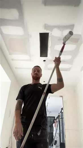 Peindre un plafond dans le sens de la lumière - formation peintre en bâtiment #astuce #renovation