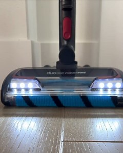 1.4K views · 15 reactions | Tap to watch the Shark® Vertex™ Pro Lightweight Cordless tackle a pet-filled home—with MultiFLEX® technology to bend the wand, and ultra-powerful pickup, it’s sure to win 'Best in Snow' this season.  HOLIDAY TIP  Don’t forget to double check stairs and windowsills for rogue pet hair. : Chelsee H. | Shark Home | Facebook