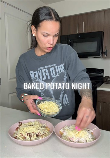 Jumbo baked potato night “nachos” on the side 🥔 #platedinnerwithme #easydinnerideas #bakedpotato #singlemom