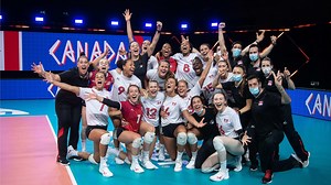 Team Canada 🇨🇦 reached their first win at the 2021 Volleyball Nations League against China 🇨🇳 in a thrilling five-setter. Check out some of the best moments. 📺 Relive this and other #VNL matches on www.volleyballworld.tv 📰 Latest News on www.volleyballworld.com 🏐 #BePartOfTheGame #Volleyball | Volleyball Nations League