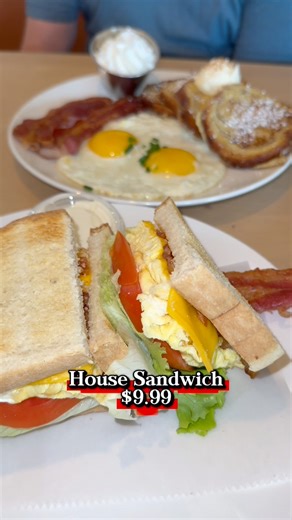 It’s Breakfast Time! We head over to Early Bird Diner! #breakfast #diner #frenchtoast #comfortfood #bacon #tampafoodie #localbusiness | Jeff and Mark Exploring