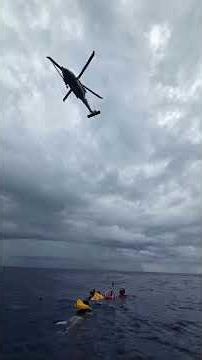 11 Rescued from ocean after plane crash