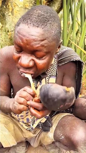 African Village Hunter | A Life of Food and Survival.#shortvideo #africa