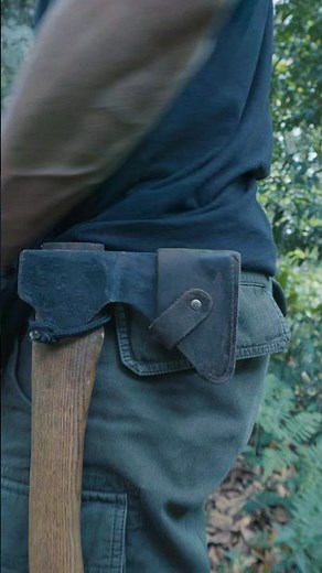 Simple way to carry an axe 🪓 #survival #camping #bushcraft #survivalskills #outdoors