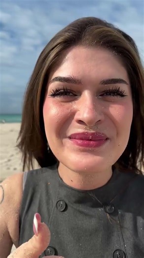 🙊•mujer de buena pasta y la arena del mar•🙊