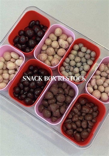 The perfect snack box does exist 😍 using my fav freeze-dried snacks from @Trü Frü 🍓 #trufru_partner #restock #asmr #satisfying #snackbox