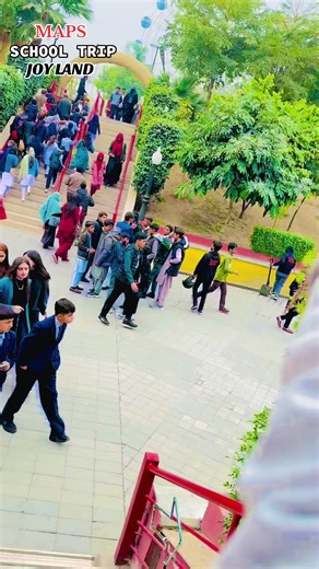 Exploring Joy Land: A School Trip Adventure