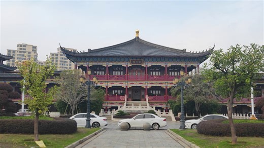 2.4K views · 38 reactions | The symmetrical aesthetics of Chinese architecture are fully displayed at this moment, and the antique pavilions and terraces will amaze you with the superb craftsmanship of ancient artisans. | Discover Yichun | Facebook