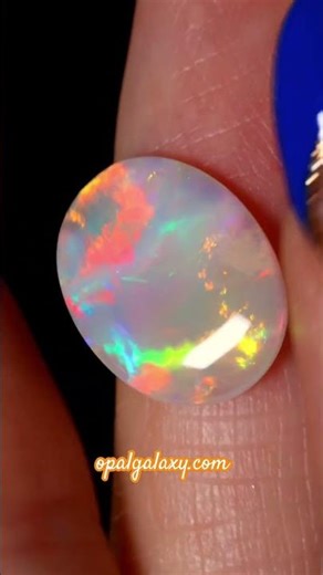 Crystal Opal 2.42ct Lightning Ridge