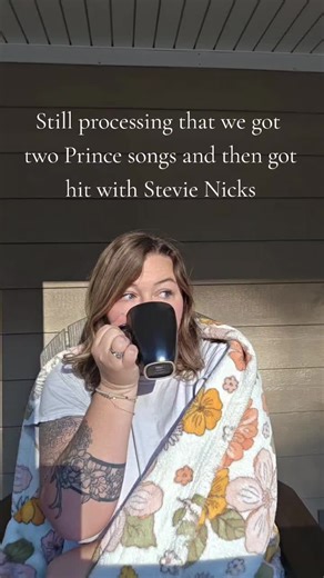 I had a gut feeling it would be Prince but I was not prepared for Stevie 😍 #strangerthings5 #strangerthings #prince #stevienicks #fypシ