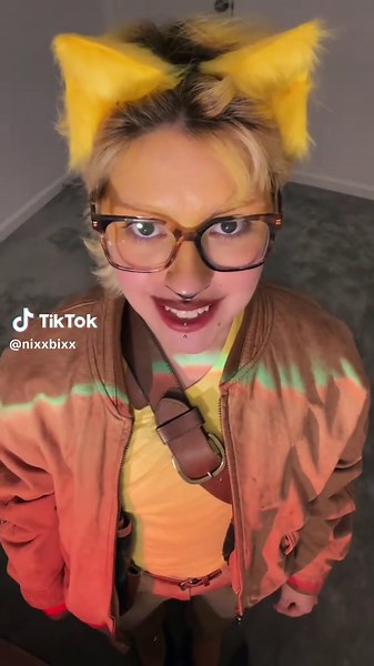 Cosplay with Tails the Fox from Sonic