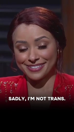 Kat Graham: Compliments and Celebrity Moments 💅🏼🌈