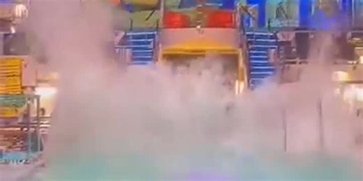 WATCH: Waves in Carnival Glory pool crash on rough Gulf seas