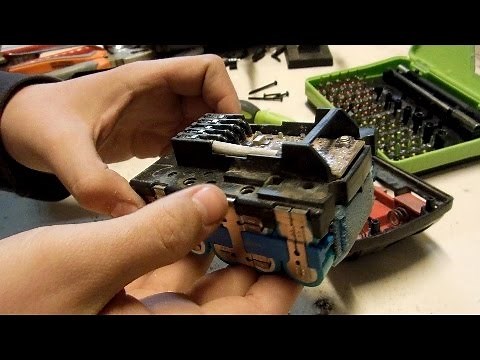 Milwaukee M18 3.0 Ah Battery Teardown