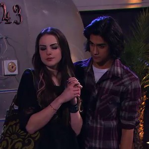 501K views · 570 reactions | Remember when Tori helped Beck and Jade make up? | Remember When | Facebook