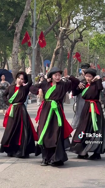 Nhảy Bài Bắc Bling: Xu Hướng TikTok Hiện Nay