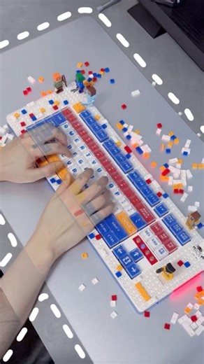 No way! You can use a keyboard like this?! ⌨️😲