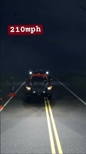 Tornado ef5 vs twisted tamer #roblox