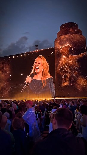ADELE Love in the Dark 😍 Live Performance in Munich 🎤 Adele Concert 🎶