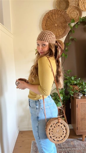 Sasha Dubè on Instagram: "One scarf to rule all outfits 🫡 Outfit details: Off to therapy + dentist appointment| Top: thrifted brand is Altered State Jeans: thrifted vintage Calvin Kleins Bag: got in Thailand 10 years ago! (Lots of similar ones on ETSY) Scarf: Free people Boots: thrifted brand is UGG Bead necklace: thrifted Library crawl + play date: Top: Free People jeans: thrifted vintage Calvin Klein Bag: @wearemandrn Boots: thrifted brand is UGG Bead necklace: thrifted Drinks with a friend |