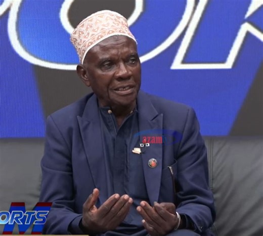 STELLENBOSCH vs SIMBA SC | King Kibaden apiga dua kuiombea Simba SC kuelekea mchezo wa mkondo wa pili wa Kombe la Shirikisho Afrika (CAFCC) dhidi ya Stellenbosch leo. Mchezo huo utakuwa saa 10:00 jioni MBASHARA #AzamSports1HD. Imeandikwa na @jairomtitu3 #CAFConfederationCup #KombeLaShirikishoAfrika #CCC #SimbaSC #Stellenbosch #SimbaStellenbosch. | AzamSports