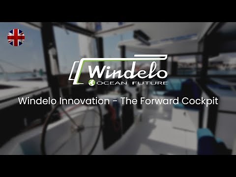 Windelo: sailing a catamaran with a forward cockpit