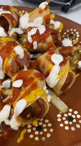 250K views · 4.7K reactions | hoy traiamos antojo de unos salchitacos estilo guadalajara y quedaron deli deli | Pa ti pa mi cocinando | Facebook