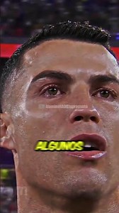 Por qué los Españoles son los únicos futbolistas que no cantan su himno durante el partido?