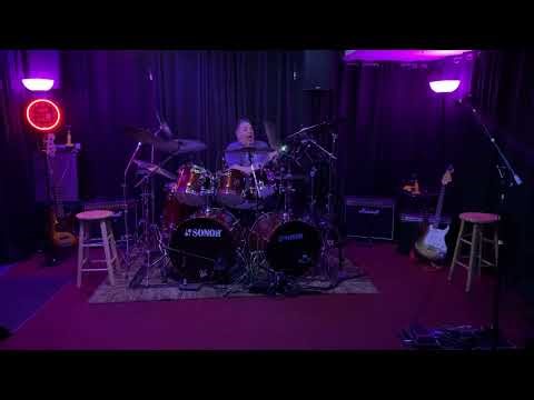 Love my Sonar drum kit!