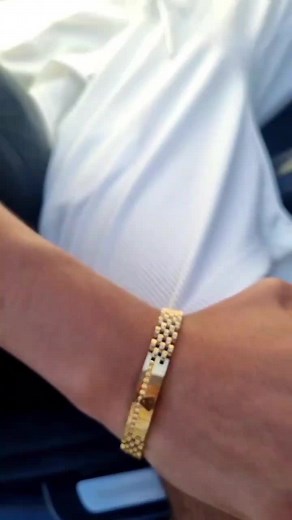 Frozen-Amsterdam (@frozen.amsterdam)’s videos with Dior (Originally Performed by Pop Smoke) (Instrumental Version) - Karaoke Pro