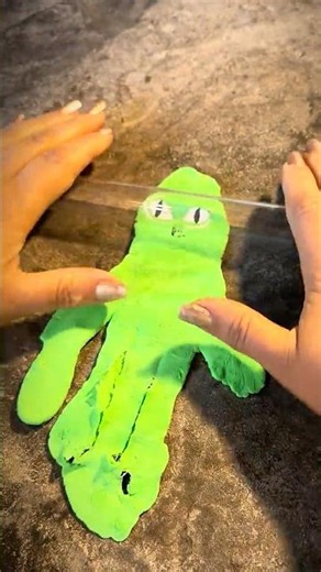 SuperClay Alien doll making vs flatting😂so satisfying try it#alien #superclay #clayart#superclayart