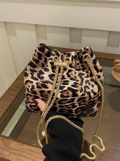 1pc Leopard Print Khaki Shoulder Bag With Metal Chain, Exquisite High-End Niche Design, Versatile, Animal Print Women Bag, Fall Winter Fashionable Cheetah Print Purse For Women, New Fall Winter Tiger Print Bag For Women , Leopard Cheetah Print , Beach | SHEIN