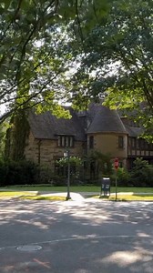 Forest Hills 🏡💕🍁🌿💕🇺🇸🗽 #queens #newyorkcity | New York Today