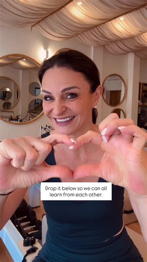 Do Your lunges and squats sometimes leave You feeling it in Your back? It’s more common than You think - often occurring when We look too high or too low, making us arch in the back, placing extra pressure on the spine. Oli’s go-to cues are simple for Reformer, Mat Pilates or Barre classes: keep Your eye level in line with Your head. Keep the chin-to-chest connection. This helps the spine and pelvis stay neutral, so You can move confidently and feel strong in every rep. We’d love to hear from ou