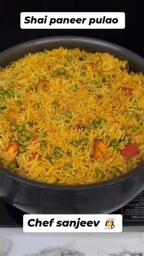 शाही अंदाज में वेज पुलाव😋‪@realfoolsshorts63‬ ‪@foodiemama2210‬ ‪@chefkoudy‬ ‪@Cookieswirlc‬