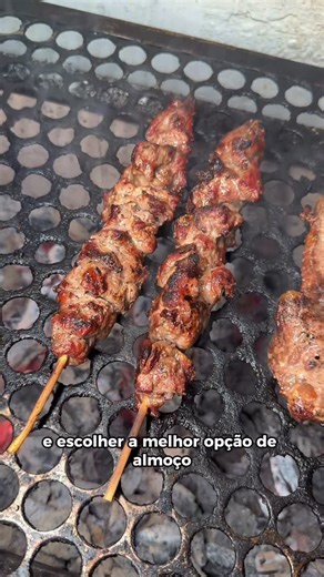 Espetos do Hugo on Instagram: "🍽️ Almoço garantido nos Espetos do Hugo 🔥 São mais de 6 opções de executivos pra você escolher sem erro 😋 E pra quem prefere variar, também temos cardápio aberto 👌 ⏰ Tá sem tempo? A gente resolve! 📦 Somente delivery e retirada 📍Travessa Turmalina, 02, Nossa Sra das Graça, na frente do residencial EASY - PRÓX AO CEMOM. 🕦 Almoço - Seg à Sex - 11h às 15h - Delivery 🕢 Jantar - Todos os dias - 18h às 22:45h 📲 (92) 98632-8176 - PEDIDOS WHATSAPP #espetosdohugo #e