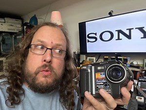 Sony MVC-FD85 - A digital camera from 2000 that writes to floppy disks!