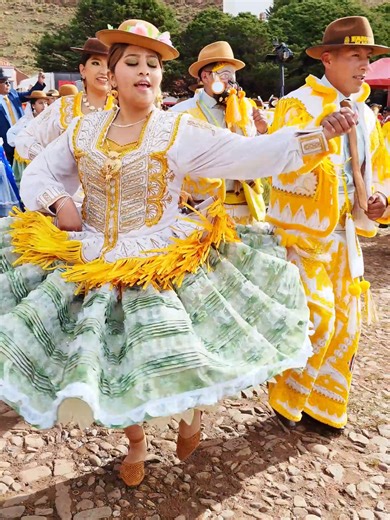 Entrada de ch'utas en Caquiaviri 2026