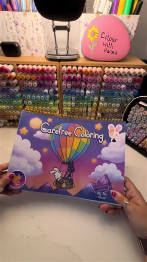 Another page from the @NaNaNova book 🌟 I thought I’d try a new colouring technique…. Let’s call it chaotic but it was actually fun to colour! If you give it a try, tag me 🧡 #colouring #chaotic #colour #ohuhumarkers #fyp