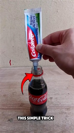 Remove Rust Instantly😳(Coke Hack)#lifehack#cleaning #rustremoval #diy#smarttrick#tipsandtricks