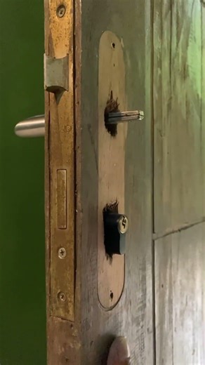 tips for installing door locks with details that are very useful for beginners