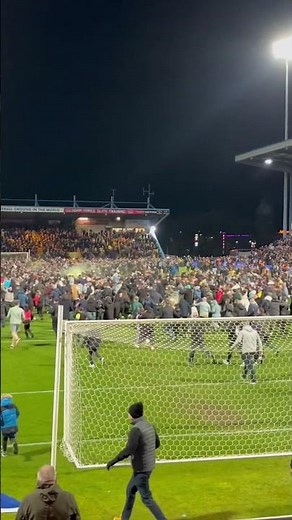 The MOMENT Mansfield Town got PROMOTED to League One!
